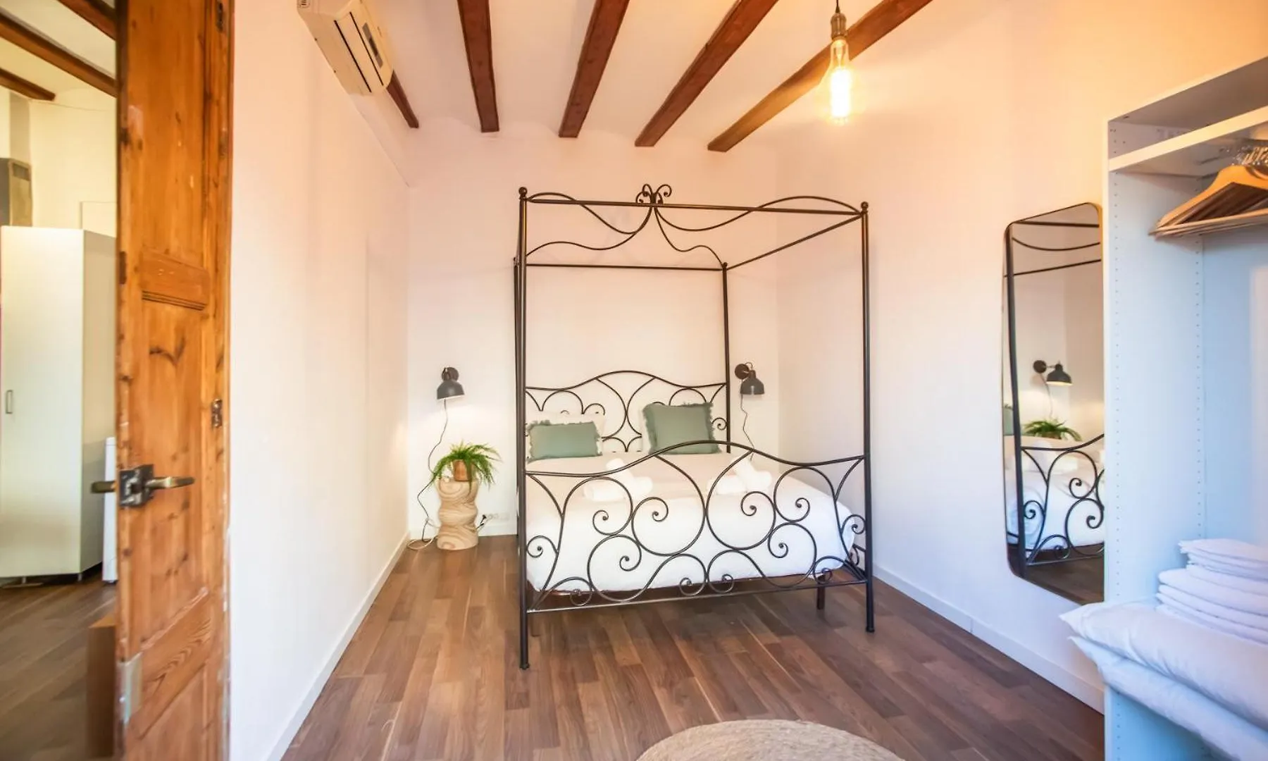 Apartment 32Ros1063- Brand New 1 Bedroom Flat In Paralel Barcelona