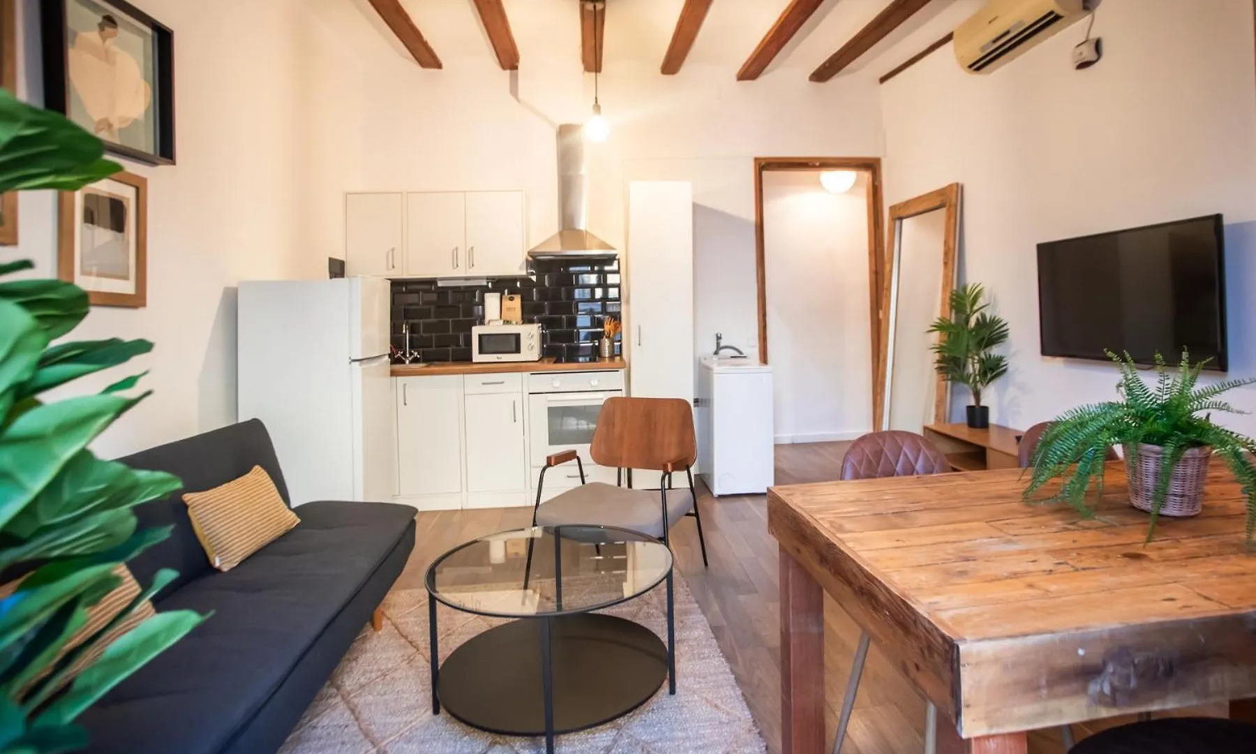 32Ros1063- Brand New 1 Bedroom Flat In Paralel Barcelona Apartment
