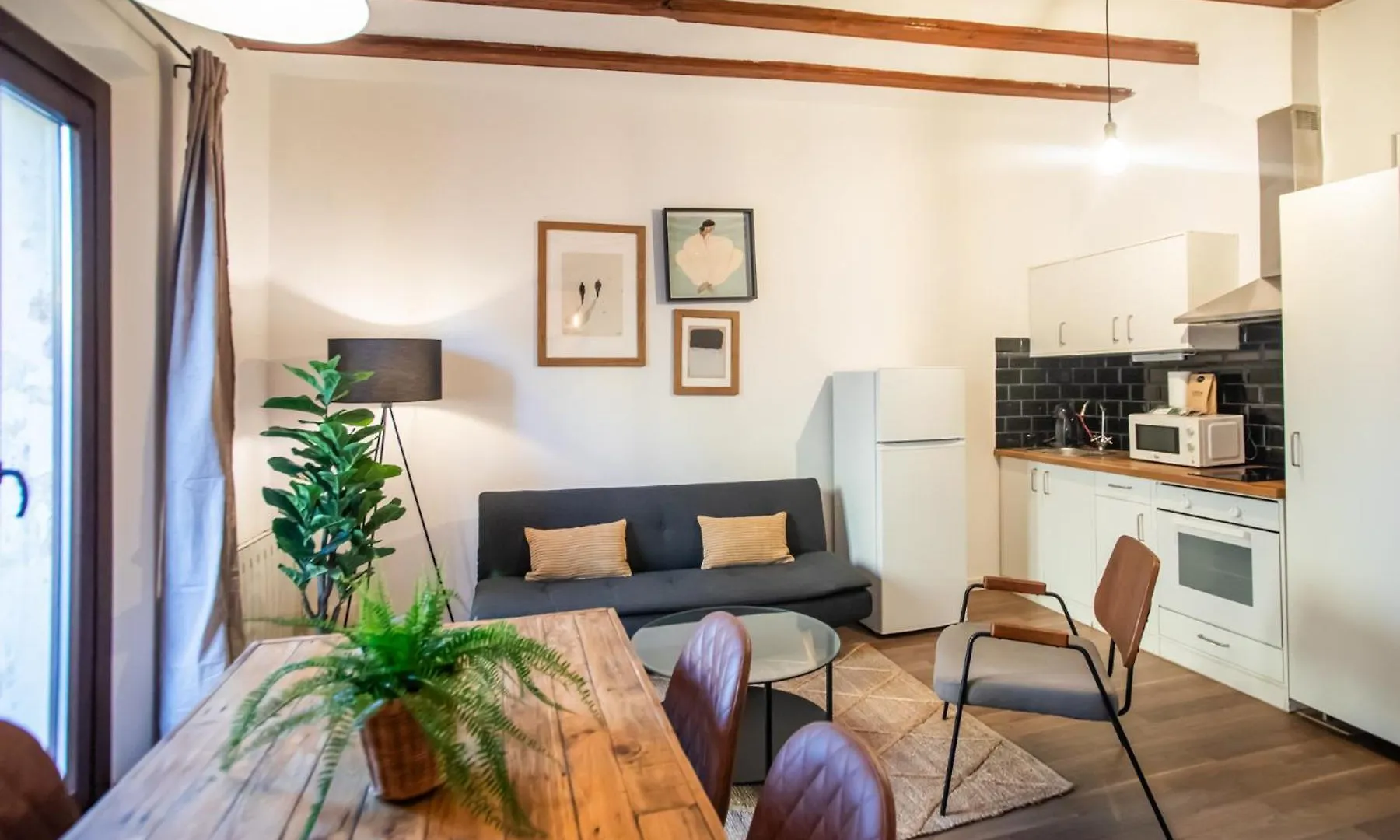 32Ros1063- Brand New 1 Bedroom Flat In Paralel Barcelona
